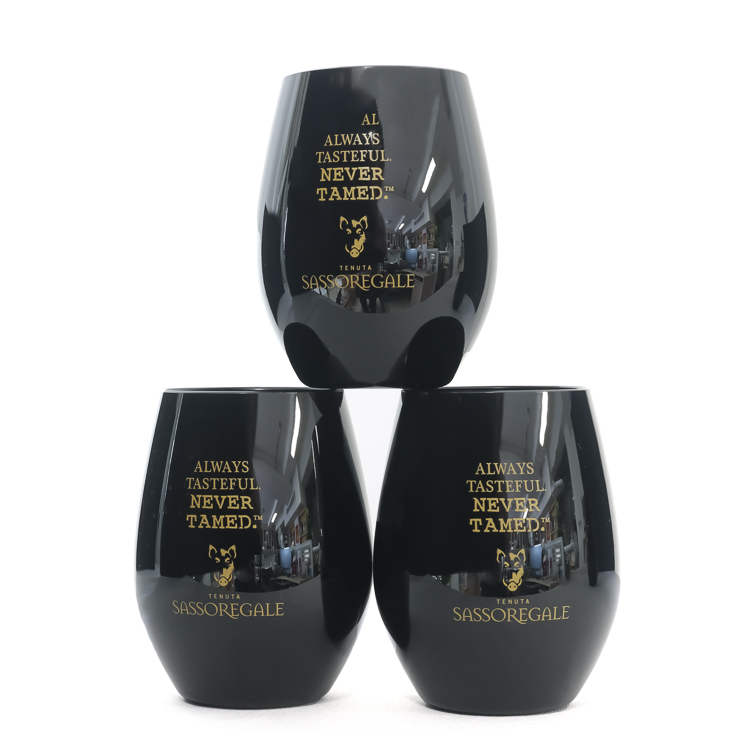 plastic wine glass (3).jpg