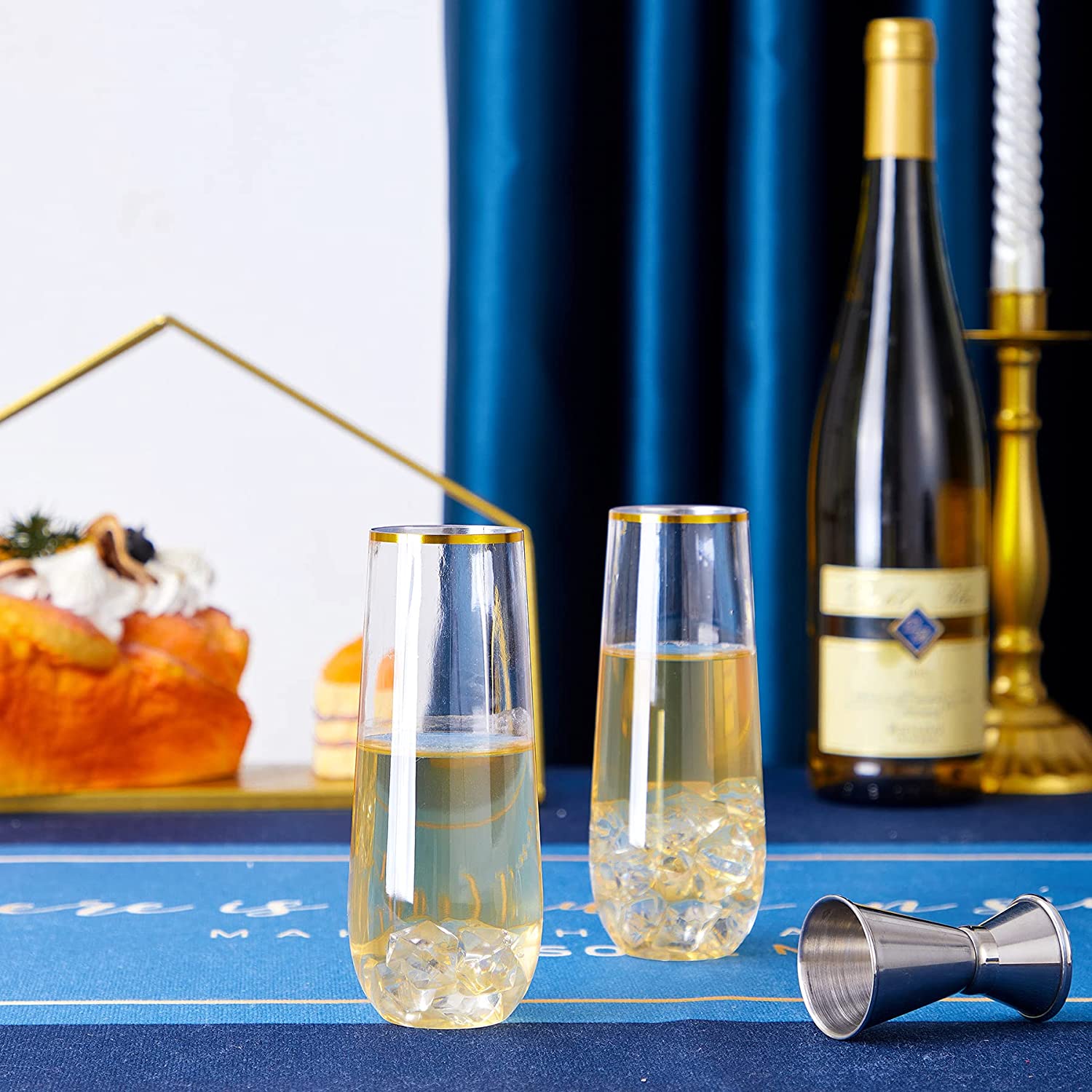 Elegant Plastic Champagne Flute – Sophisticated Design, Food-Grade for Celebrations