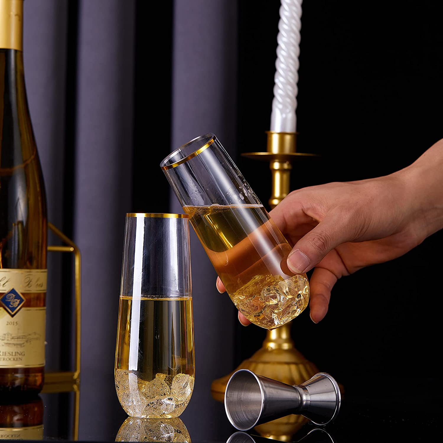 plastic champagne flute (15).jpg