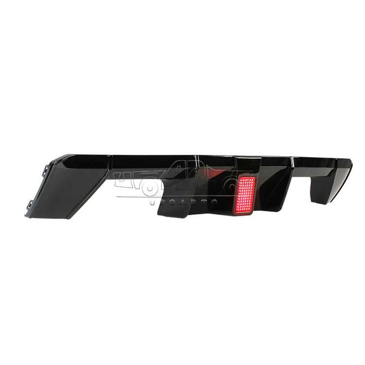 AR-BMW-0346 Stražnji difuzor s lampom za BMW M3 G80 M4 G82 2020+