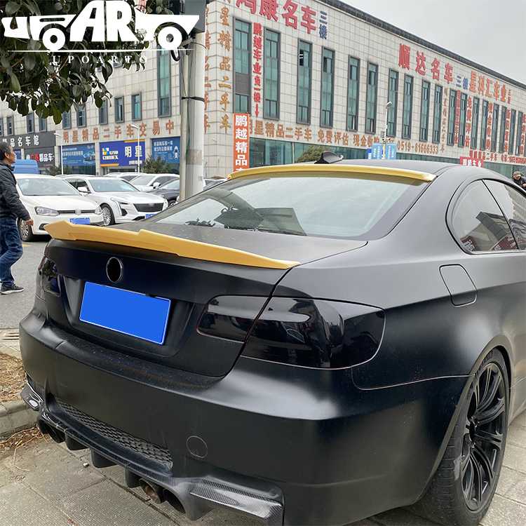 spoiler e92.jpg