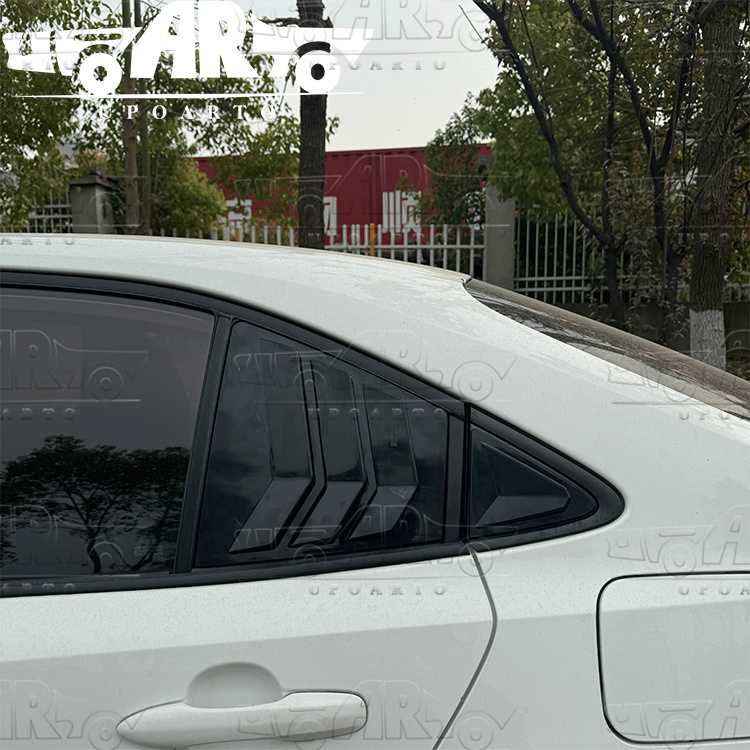 corolla rear window louver 2022.jpg