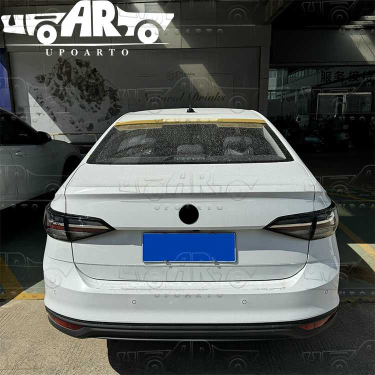 vw virtus spoiler.jpg