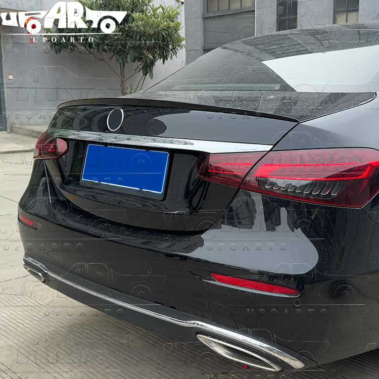 e-class w213 carbon trunk wing.jpg