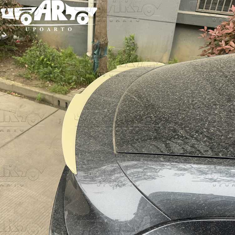 tesla model y 2024 rear spoiler.jpg