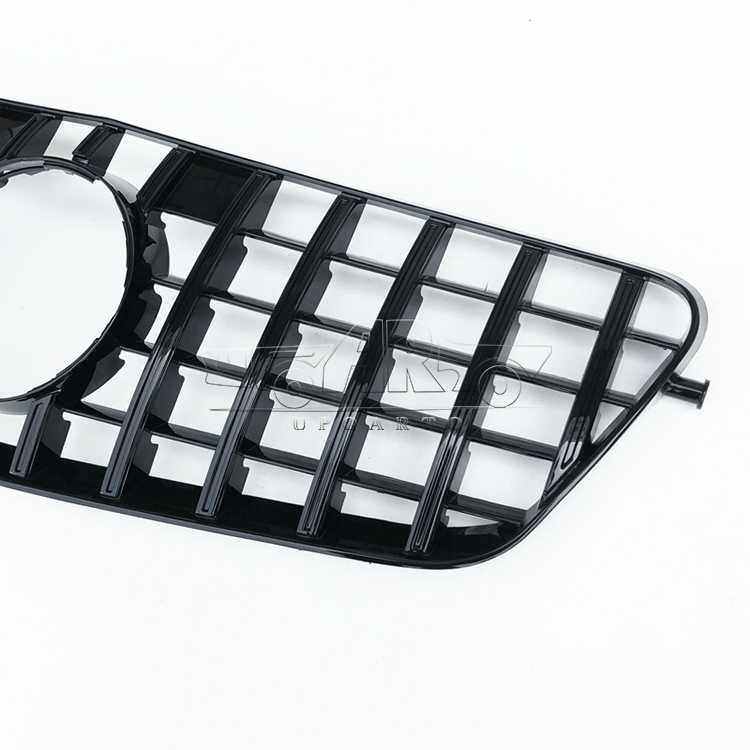w212 front grills.jpg