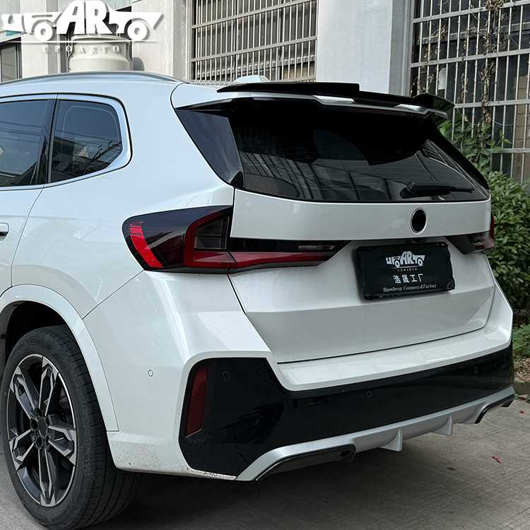 bmw x1 u11 spoiler car.jpg