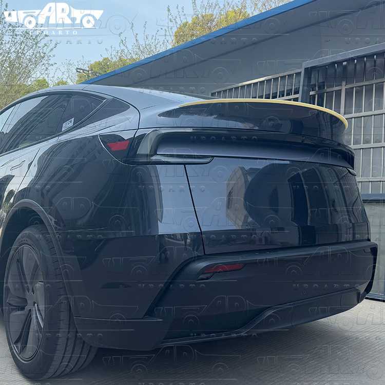 tesla model y spoiler.jpg