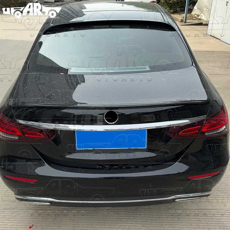 e class w213 facelift rear edge spoiler.jpg