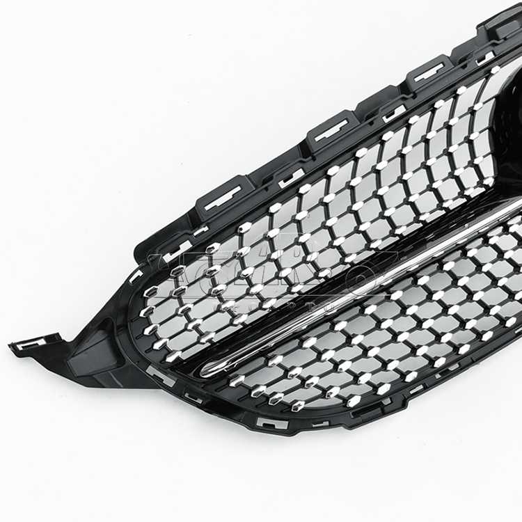 W205 FRONT GRILLE.jpg