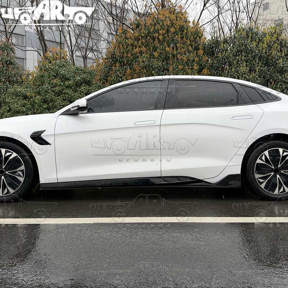 byd seal side skirts 2023.jpg