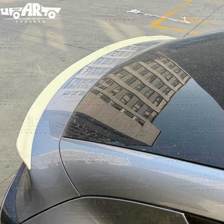 tesla model y tail wing.jpg