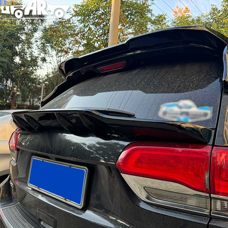 2014 jeep grand cherokee mid spoiler.jpg