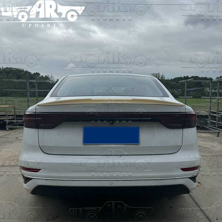 geely emgrand spoiler 2025.jpg