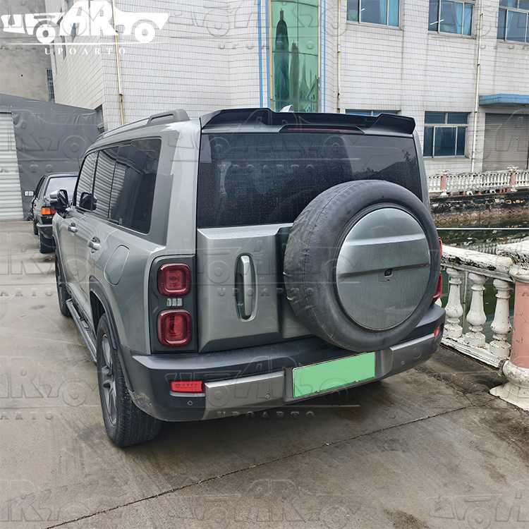 Haval Raptor Hi4 SUV roof spoiler.jpg