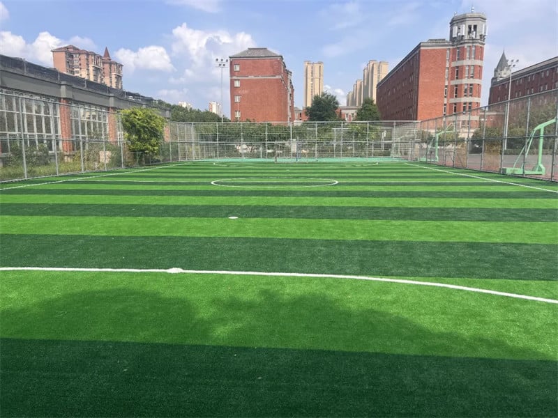 The new high-end artificial turf without fillers is officially launched