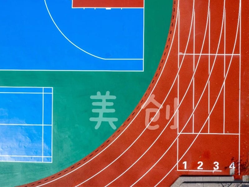 How to distinguish the good from the bad? In-depth Analysis of the Environmental Performance of Plastic Track Materials