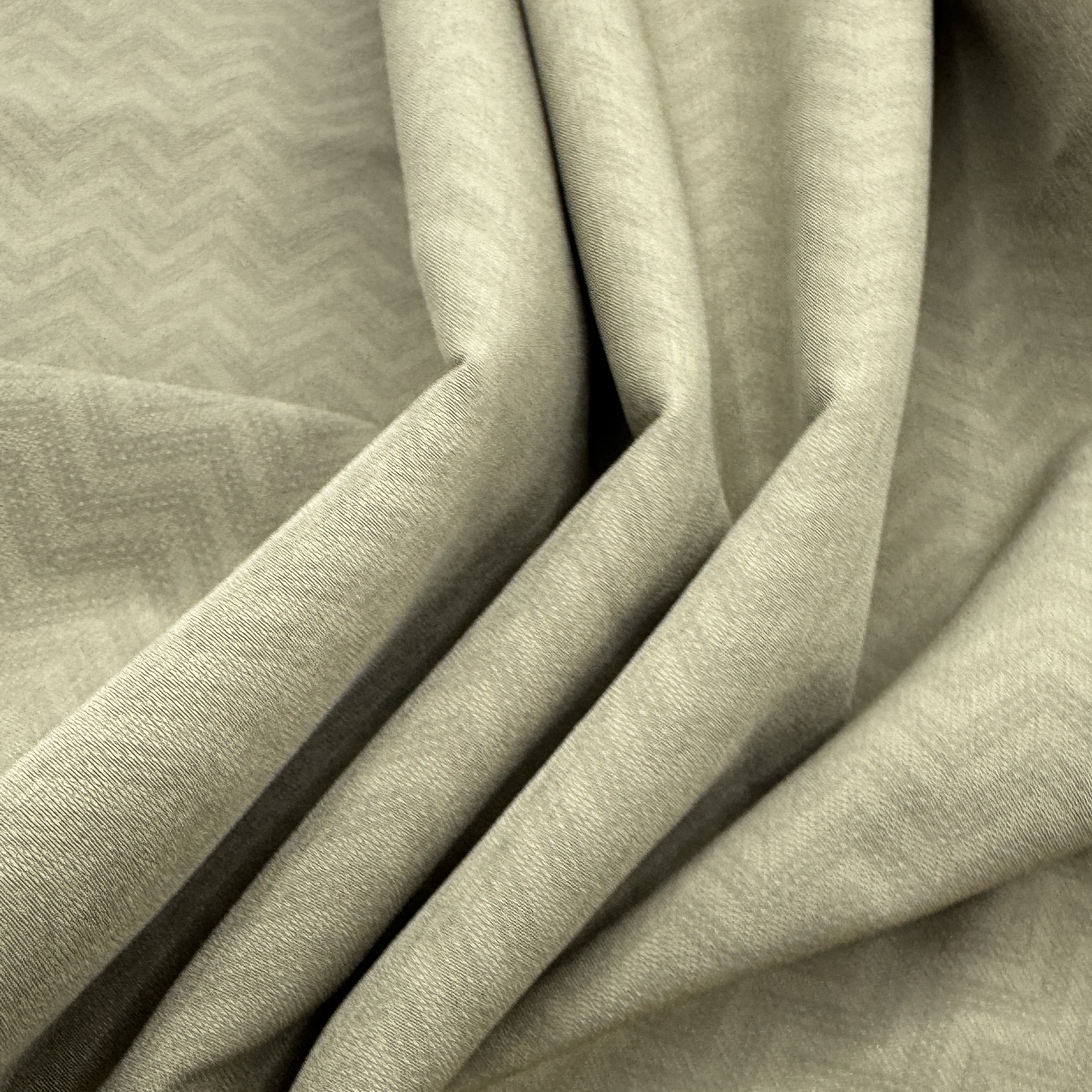 What Wholesale Opportunities Exist for Poly Fabric Suppliers?