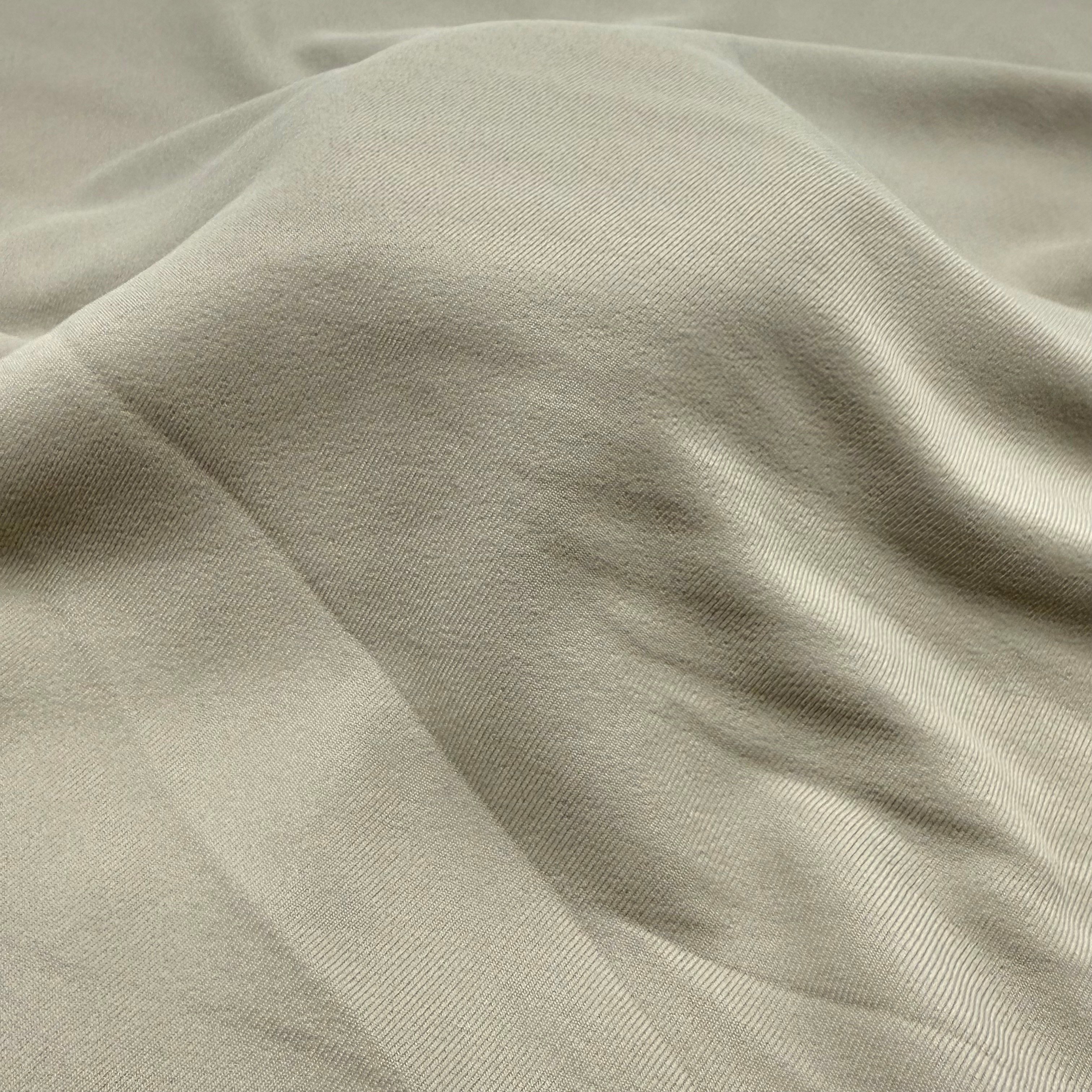 What Makes Lightweight Breathable Fabric Ideal for Activewear and Athleisure?