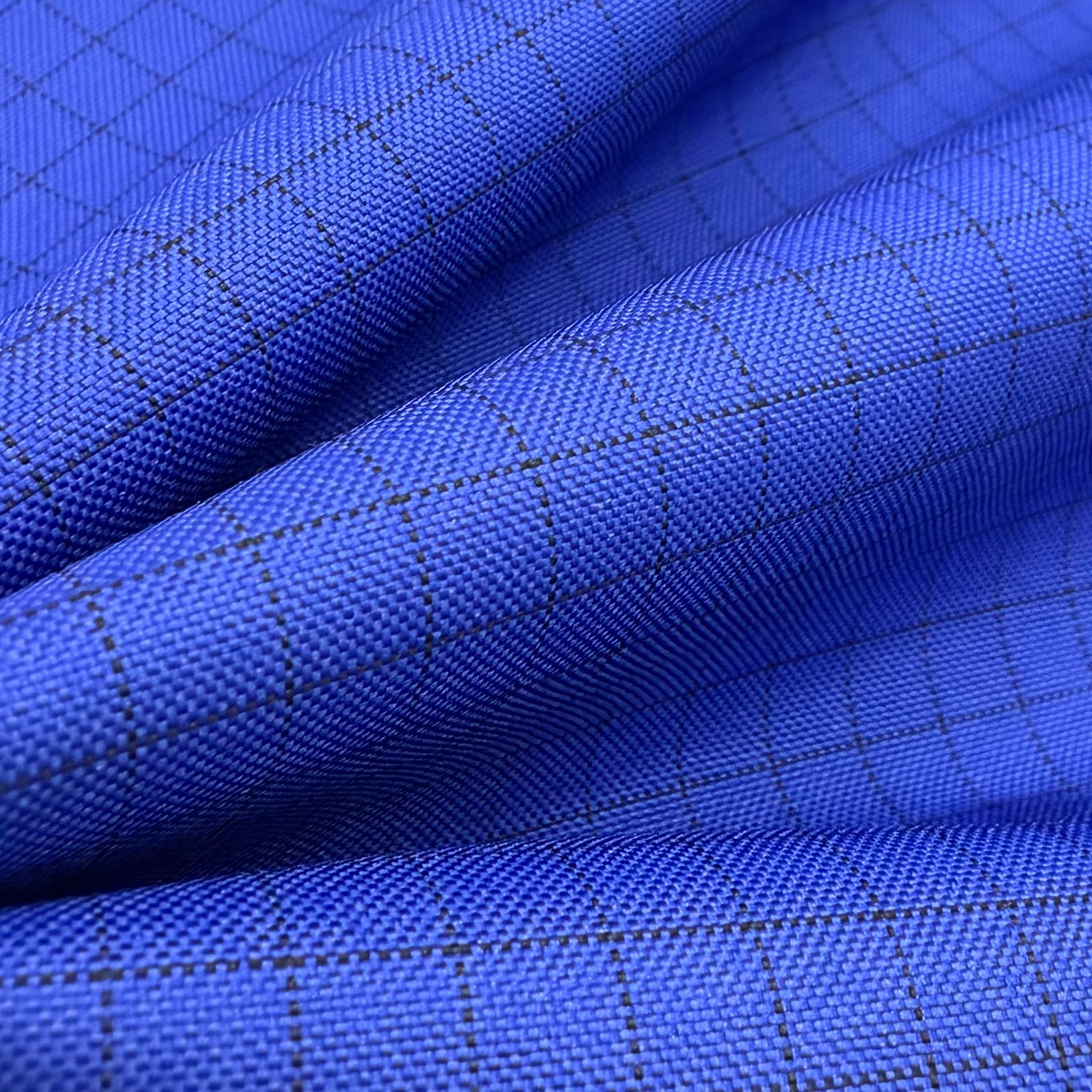What Are the Benefits of Using Fireproof Cloth for Home and Commercial Use?
