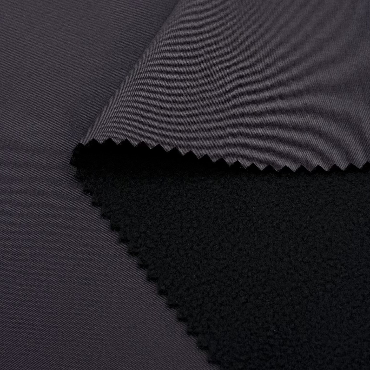 Common Usage Issues with Softshell Material and How to Avoid Them