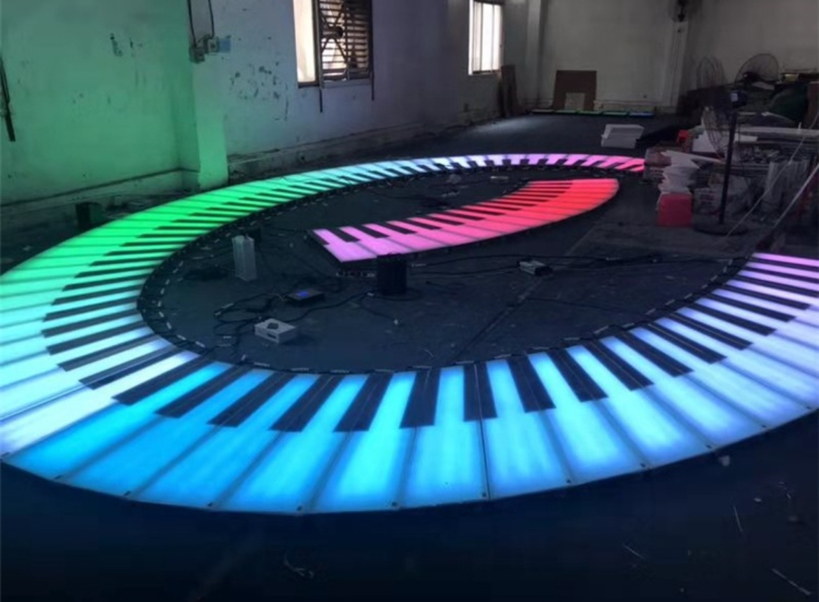 Commercial Outdoor LED Dance Floor Light – RGB Music-Activated Interactive Display for Market, Park & Garden Events factory