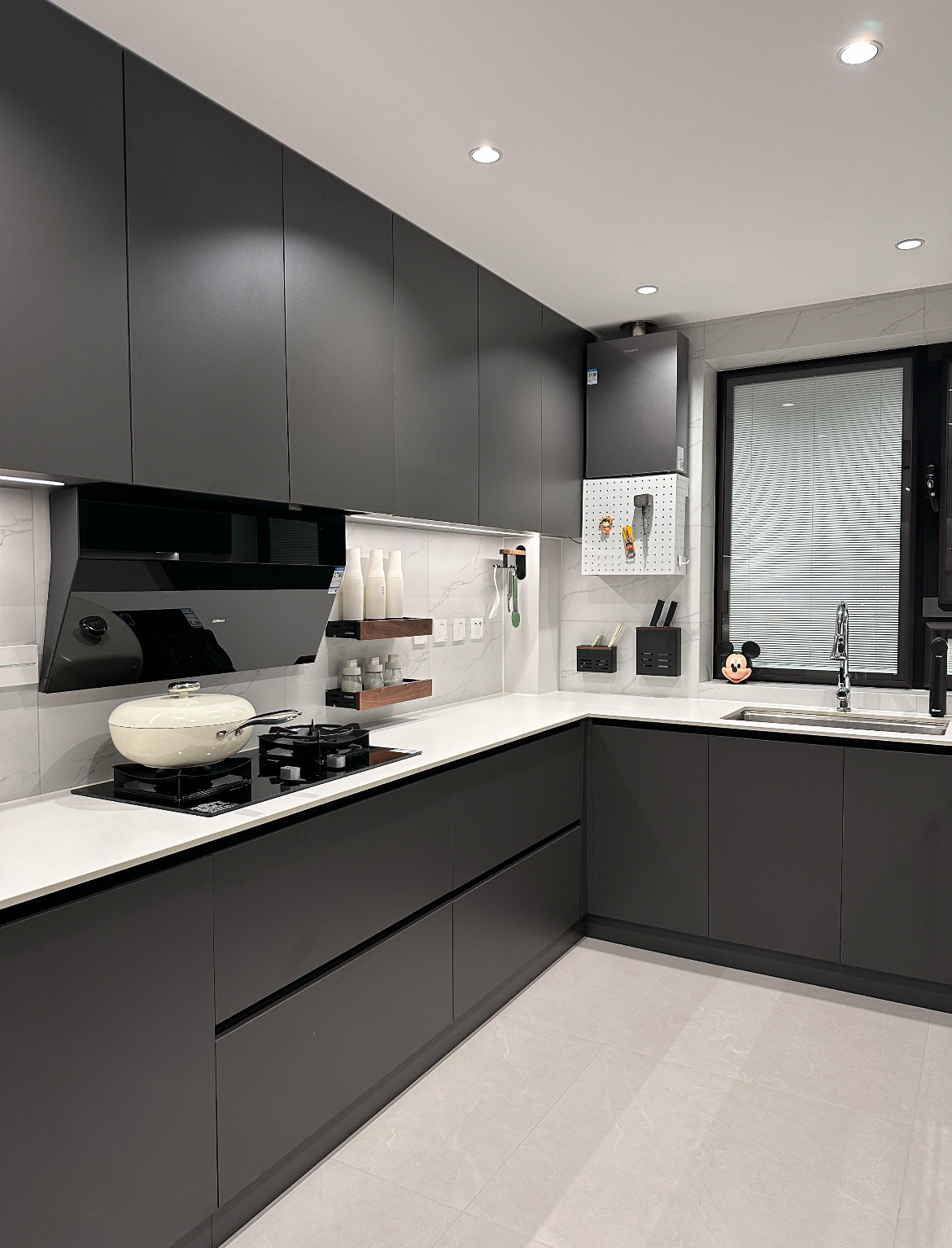 One-Stop Whole House Custom Kitchen Furniture – Free Design, Modern Cupboard Solutions factory