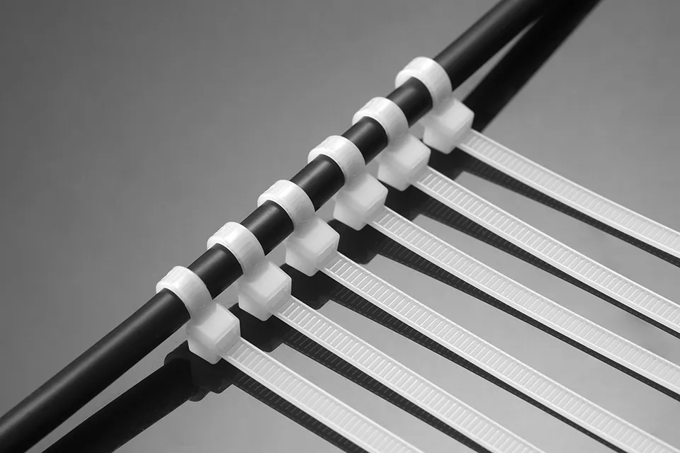 Where to Find Top Quality Large Cable Ties for Construction Projects