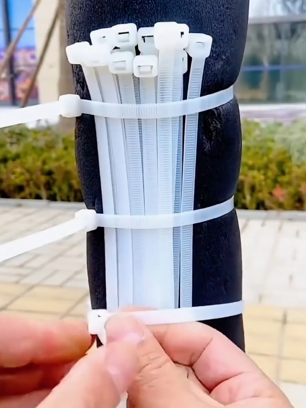 The Ultimate Guide to Wholesale Self-Locking Nylon Cable Tie Applications