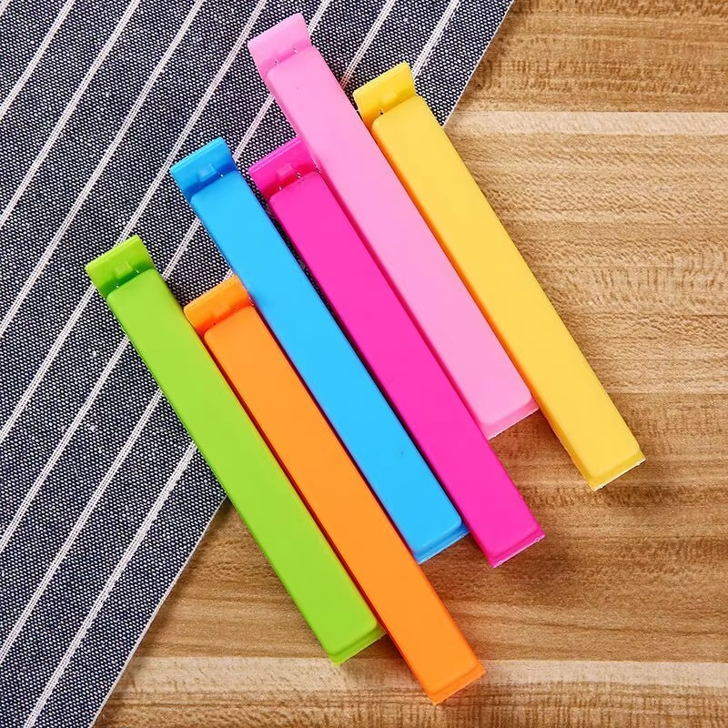 Plastic Bag Sealing Clips, 5-Pack 4.2-Inch Curved Design Food Sealer Clips for Kitchen Storage and Home Organization