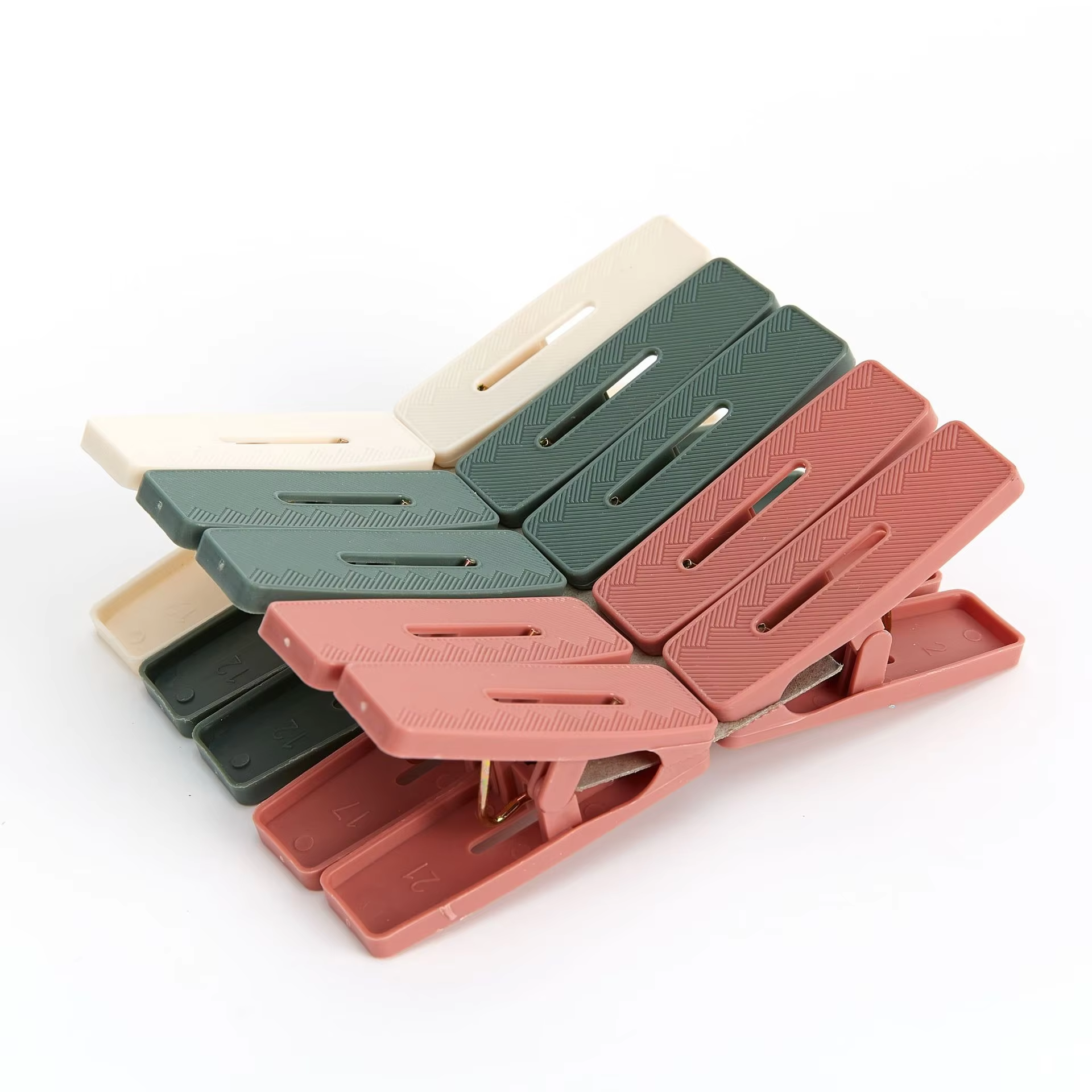 Plastic Laundry Clips– 10-Pack Multi-Purpose Durable Clothespins