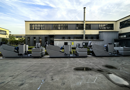 about us-10