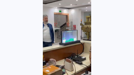 Gennemsigtig OLED-kasse Video-7