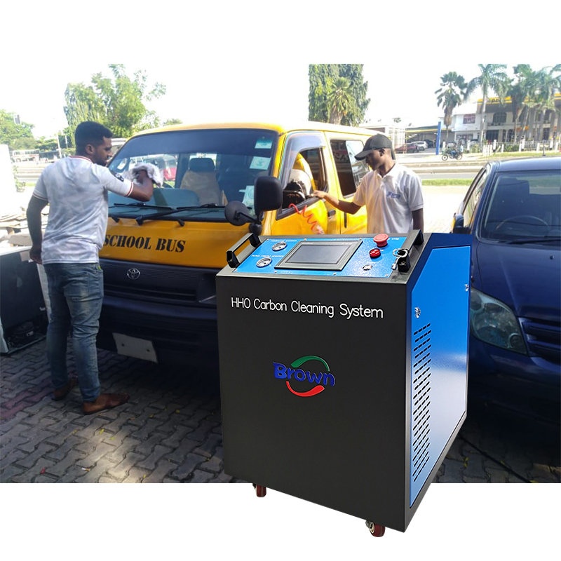 Motor karbon temizleyicisinin dayanıklılığını sağlayan malzeme yapısı nedir?