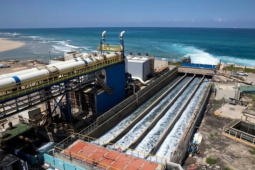 Seawater Desalination factory.jpg