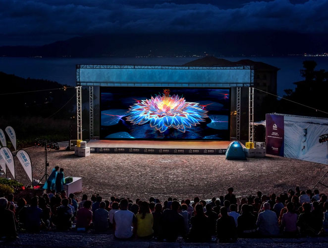 Écran Film LED : Révolutionner les projections de films en plein air