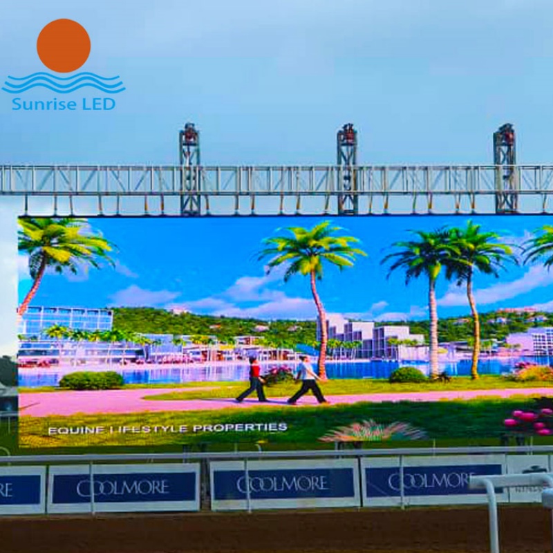 P8 outdoor rental screen in Saint Lucia