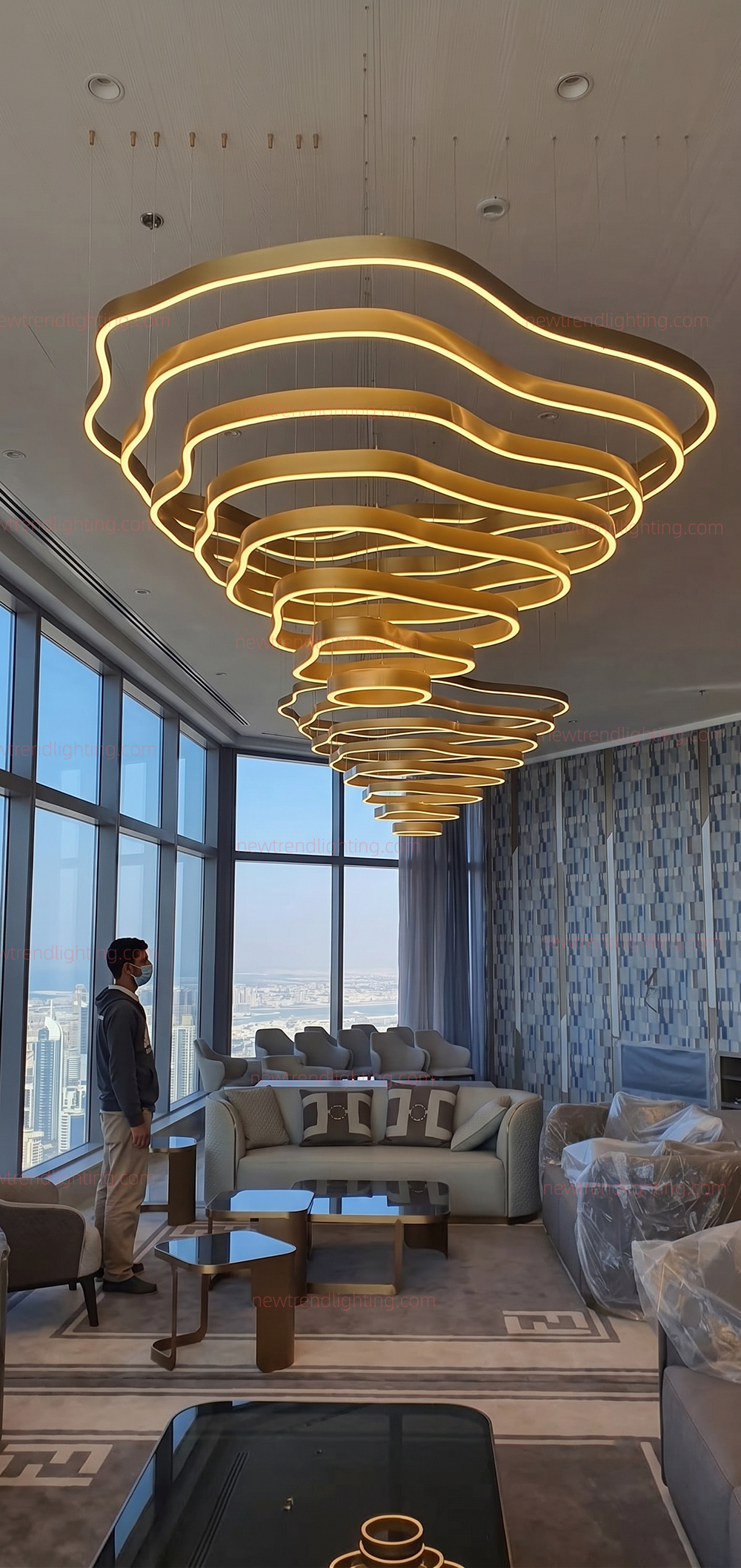 Apartments chandelier.png