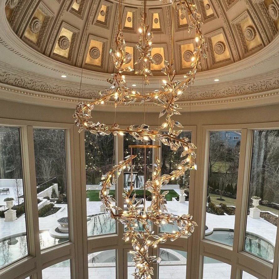 Revelación de la preensamblaje en fábrica de Newtrendlighting: Creación de una araña de cristal a medida para una villa de lujo en Estados Unidos