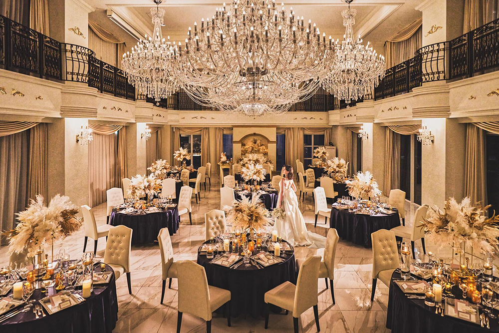Wedding crystal chandelier (2).jpg