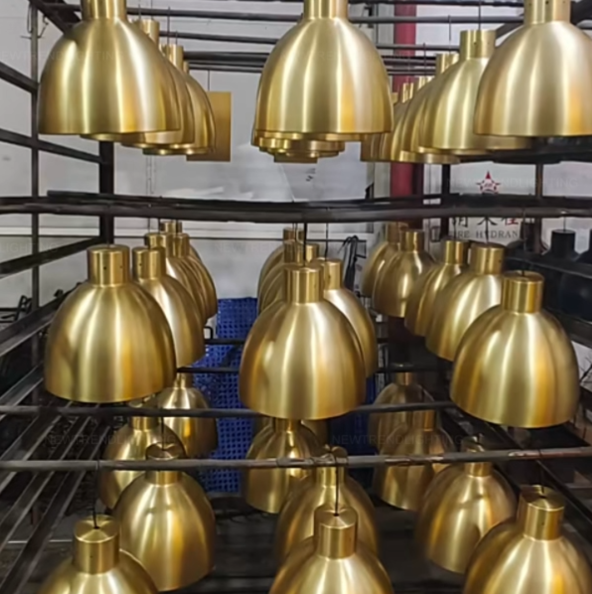 Líder de la industria de iluminación inicia un importante pedido de exportación a Estados Unidos con un avanzado proceso de acabado superficial