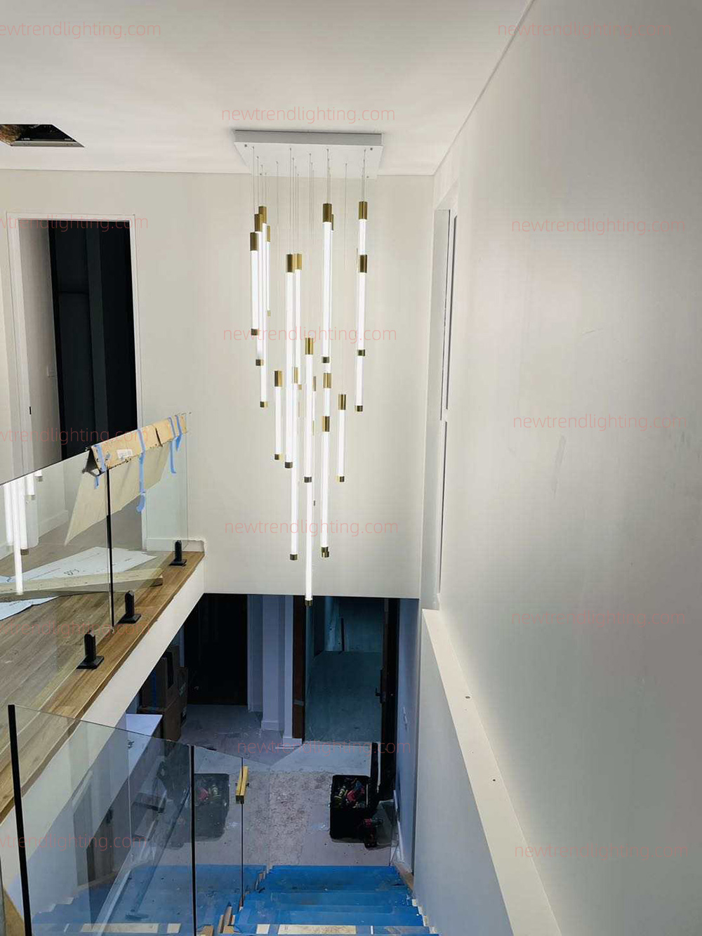 Villa chandelier.jpg