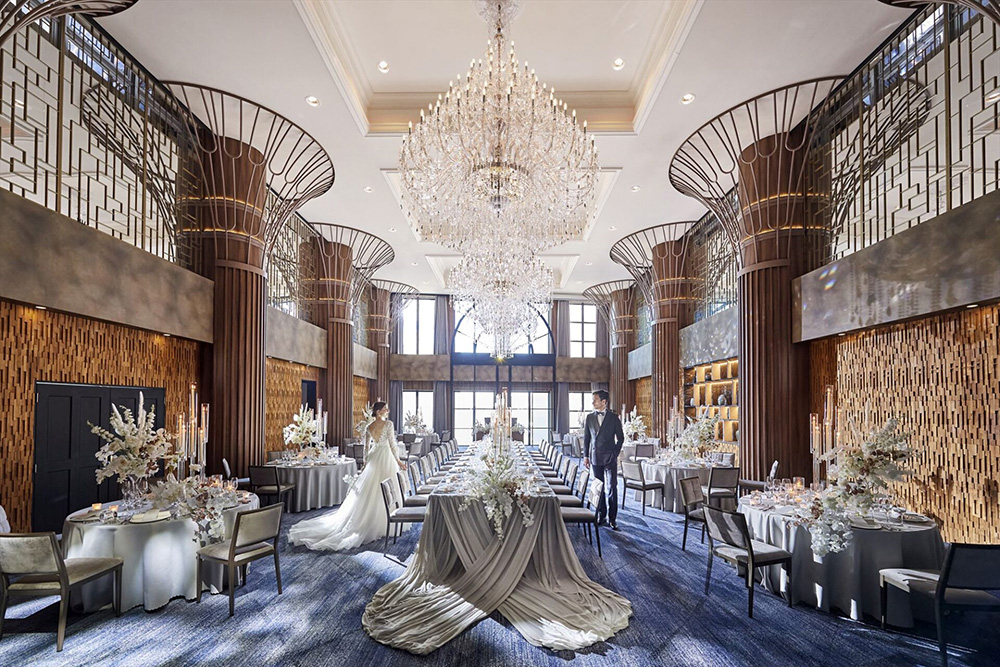 Wedding crystal chandelier (5).jpg