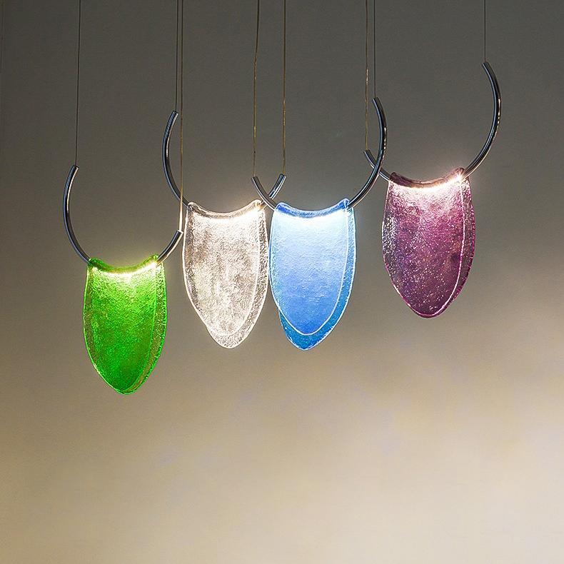 P9010 Kiểu dáng hiện đại sáng tạo phòng khách phòng ăn màu kính led đèn chùm đèn treo trần nhiều màu sắc