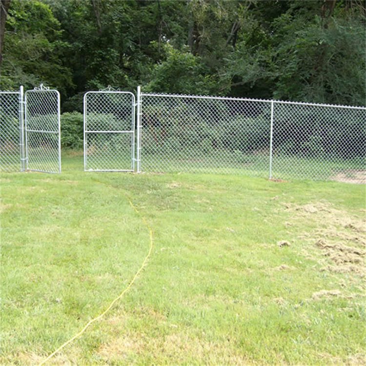 What Common Issues Do Buyers Face When Purchasing Chainlink Fencing?