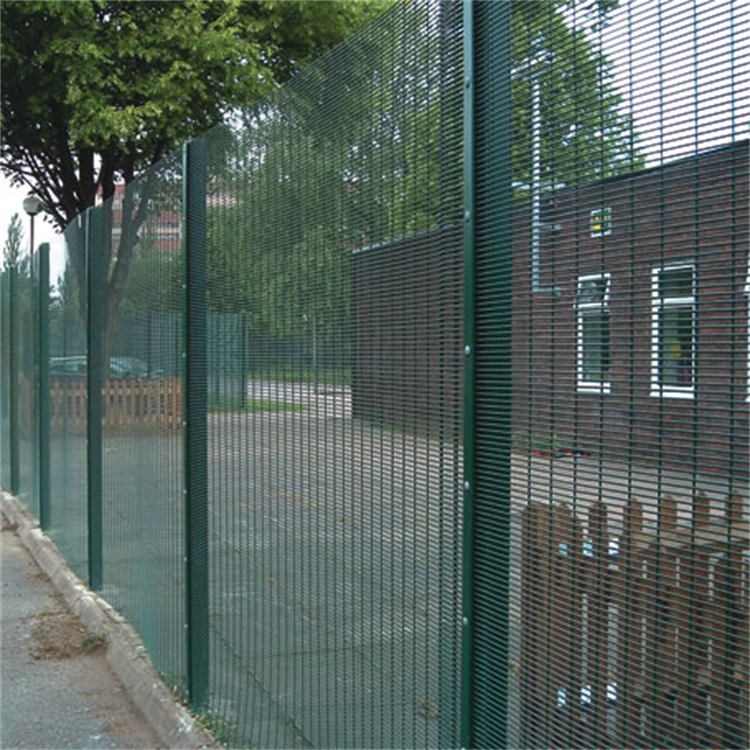 Where Can You Find Reliable Suppliers of 358 Mesh Fencing?