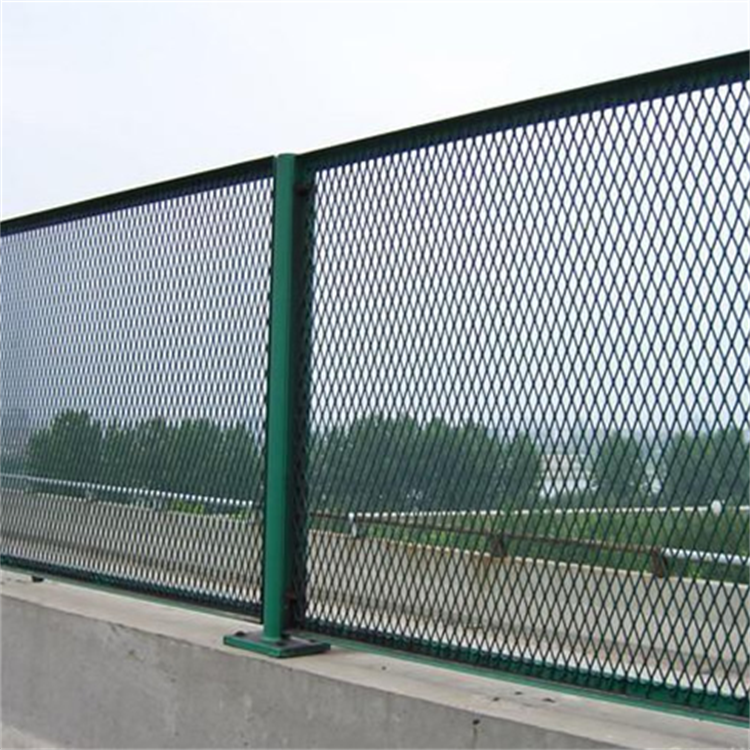 How to Properly Install Wire Mesh Fencing for Optimal Performance