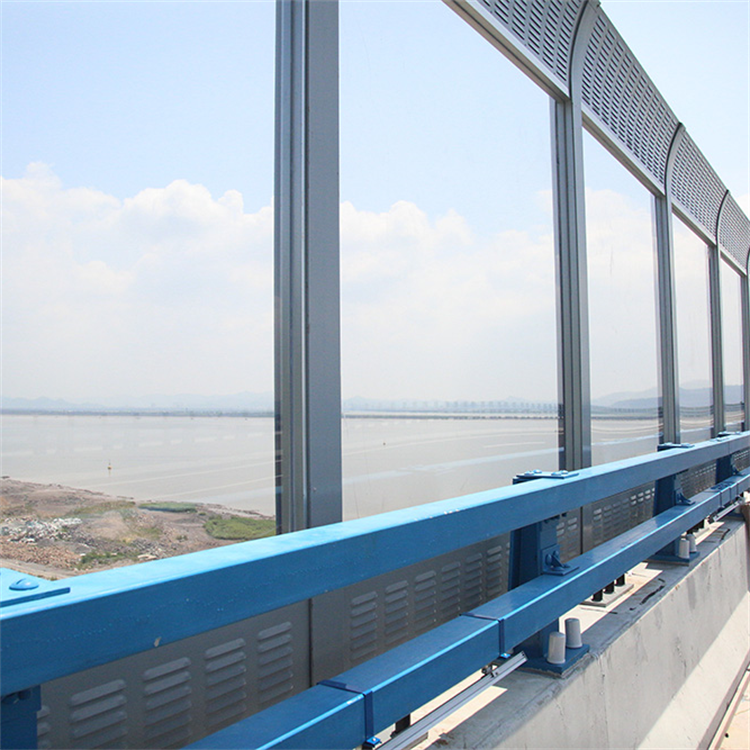 Where to Buy Reliable Transparent Noise Barriers for Large Projects