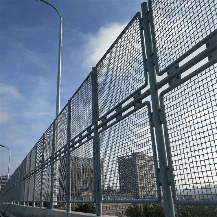 What Are the Benefits of Investing in Durable Security Fencing?