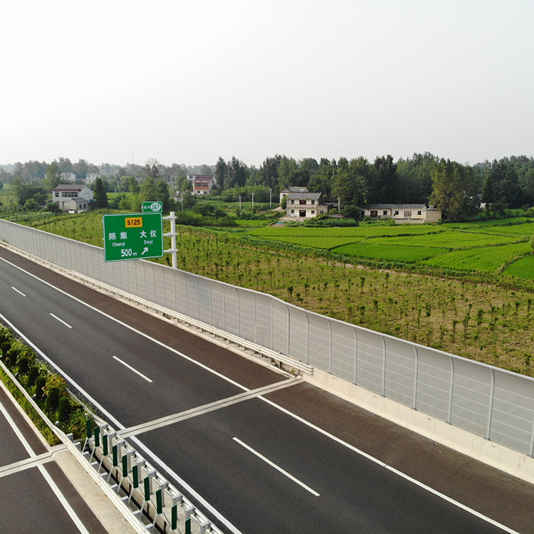 How Effective Are Exterior Noise Barriers in Urban Environments?